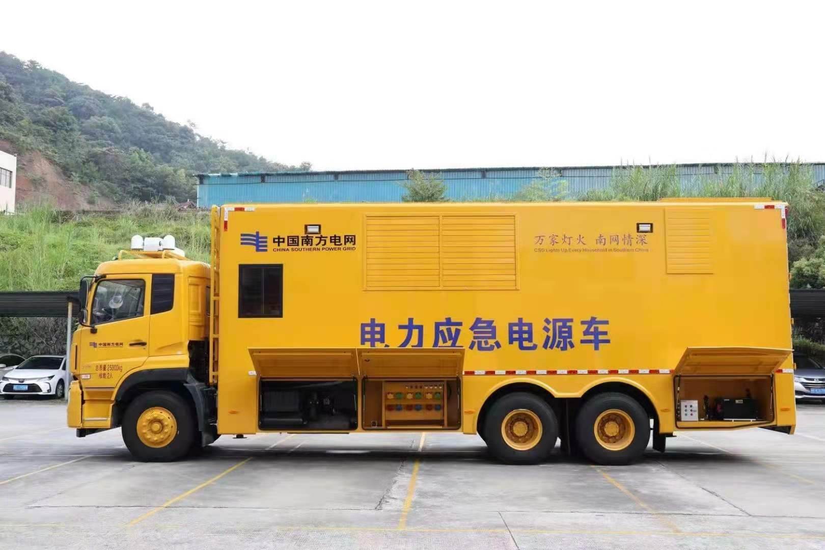 清城安康大型柴油发电机发电车UPS电源出租租赁